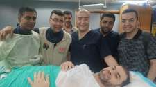 المستشفى الأوروبي بغزة يجري عملية إنقاذ حياة لطبيب أردني