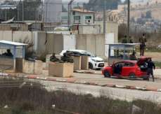 الاحتلال الإسرائيلي يقيم نحو ألف حاجز في الضفة الغربية منذ اندلاع الحرب في غزة