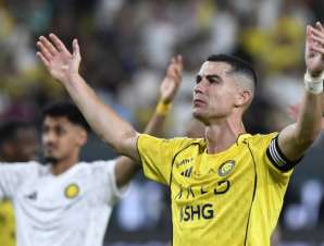 رونالدو يفاجئ محبيه: &quot;سأعتزل قريباً&quot;