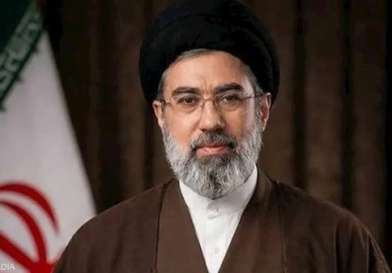 المرشد الإيراني مجتبى خامنئي: لا نستهدف سوى القواعد الأمريكية في المنطقة