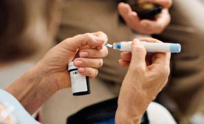 أمل جديد لمرضى السكري.. الموجات الصوتية قد تُحدث ثورة في علاج قرح القدم