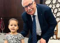 وزير الصحة يعود جرحى من قطاع غزة يتلقون العلاج في تونس