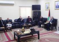 وفد جمعية الكشافة الفلسطينية يبحث مع محافظ قلقيلية سبل إنشاء مجموعات كشفية