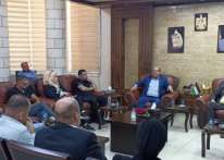 أبو بكر ووكيل وزارة الإعلام يجتمعان مع ممثلي التلفزة والإذاعات المحلية بطولكرم