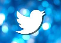 (تويتر) يعطل خدماته على هواتف آلاف المستخدمين حول العالم