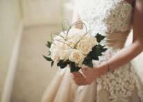 عروس تدفع الثمن غاليًا في يوم زفافها بسبب &#34;الرموش&#34;