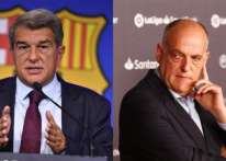 تيباس: يجب إقالة رئيس برشلونة من الاتحاد الإسباني