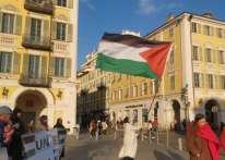 استنكار لسياسة القمع ضد الشعب الفلسطيني وقفة حاشدة في مدينة نيس الفرنسية