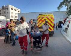الهلال الأحمر الفلسطيني يخلي ثلاثة مرضى من مستشفى العودة المحاصر رغم الاحتجاز وإطلاق النار