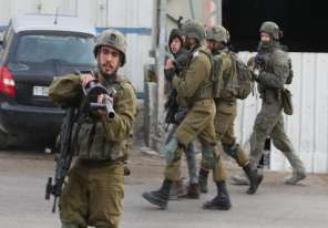 الاحتلال يعتقل سبعة مواطنين شرق نابلس
