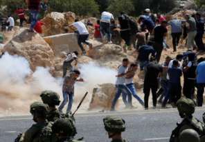 القدس: إصابات واعتقالات خلال مواجهات مع الاحتلال في بلدة الطور