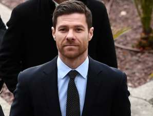 أول تعليق من ألونسو على ارتباطه بتدريب ريال مدريد