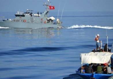 تونس: إنقاذ 24 مهاجراً والبحث عن مفقودين آخرين بسواحل صفاقس