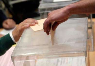 الجزائر: لجنة الانتخابات تقبل ملفات 3 مترشحين للانتخابات الرئاسية