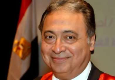 وفاة وزير صحة مصري سابق نتيجة خطأ طبي