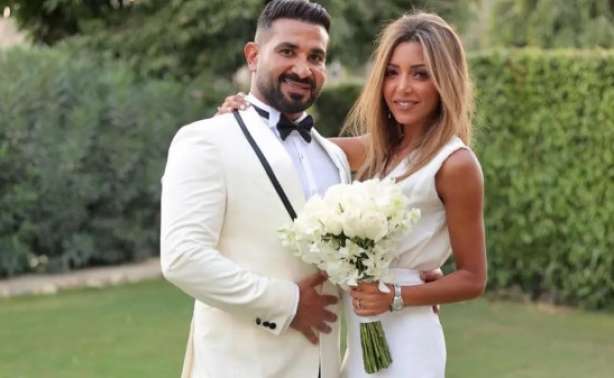 أحمد سعد يفاجئ زوجته علياء بسيوني بسيارة فارهة بعد الإنفاصال