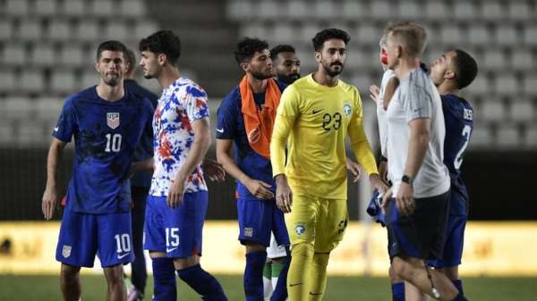 جرى لقاء المنتخب السعوي ونظيره الأمريكي في إشبيلية