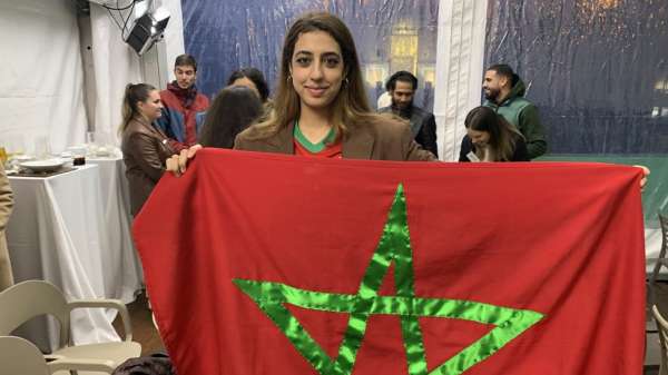 قالت إيناس في مدريد إن المنتخب المغربي منحهم