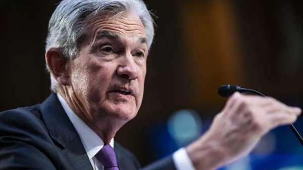 الاحتياطي الفيدرالي رفع أسعار الفائدة إلى 5 في المئة