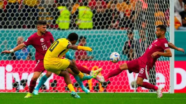 هدف الإكوادور في مباراتعا مع قطر في كأس العالم