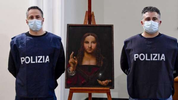 لوحة مخلص العالم في حوزة الشرطة الإيطالية