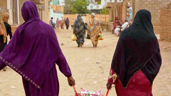 نساء سودانيات